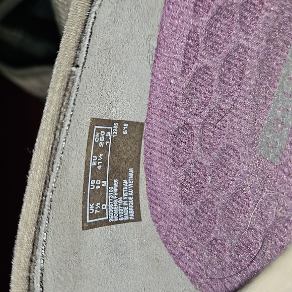 Clarks Slipon Shoes - Picture 7 of 7